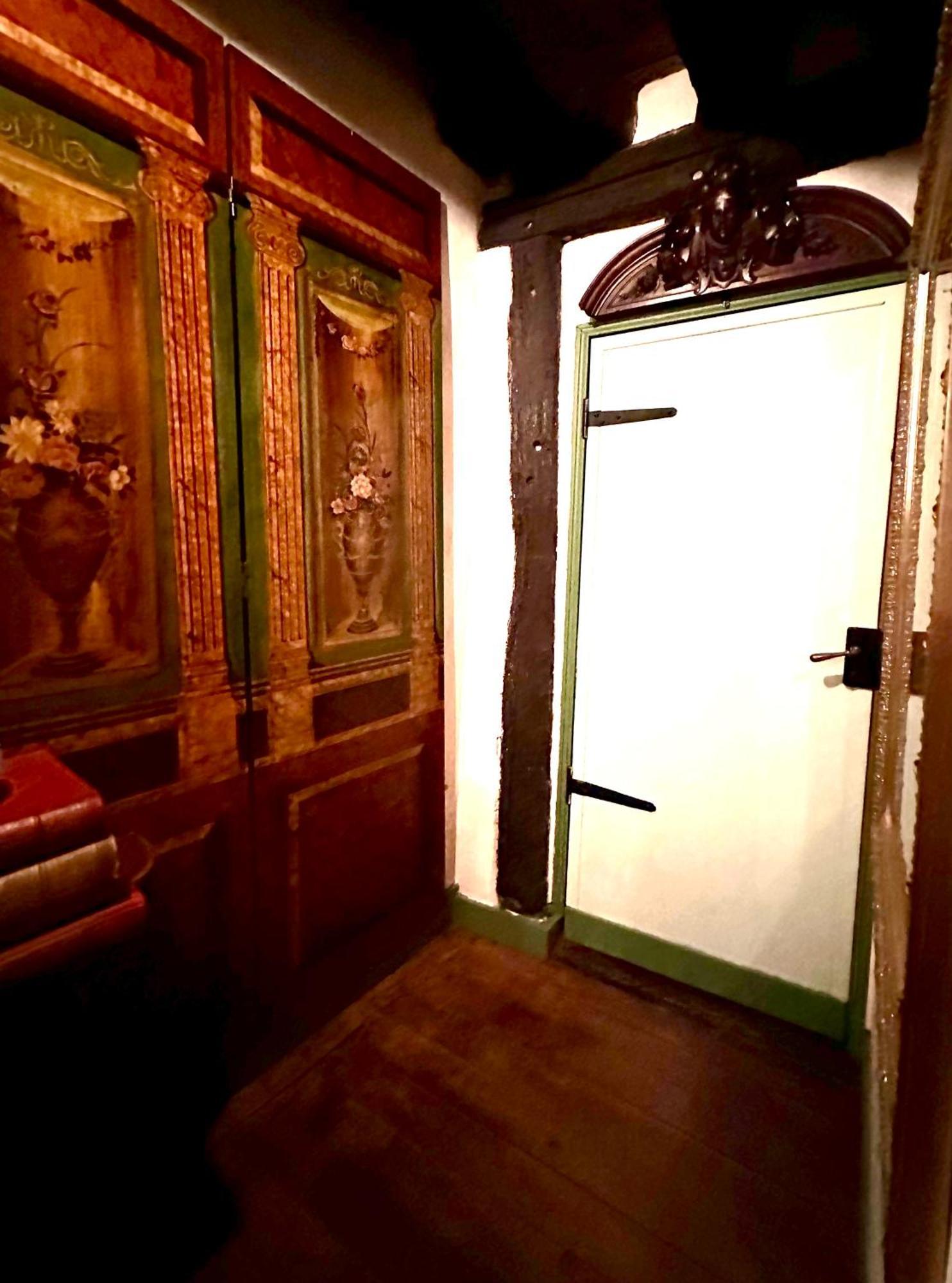 Le Colombier De Cyrano Et Roxane Bed & Breakfast Bergerac Exterior photo